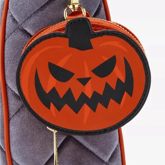 NWT Loungefly Disney The Nightmare‎ Before Christmas Jack & Sally Velvet Tote - Picture 8 of 10